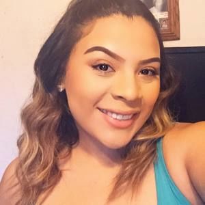 Meet your Posher, Clarissa